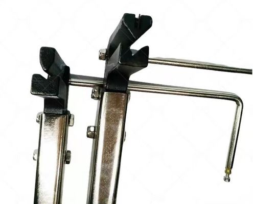 شکل پنگوئن عمودی خم شده خم کننده دستی چنگال های فلزی ابزار خم کردن نامه کانال فلزی