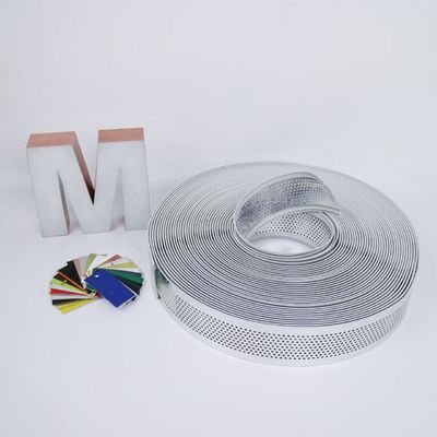 چراغ های ال ای دی سازگاری آلومینیوم کانال نامه تراش در رنگ منظم مقاوم در برابر آب و هوا و با دوام